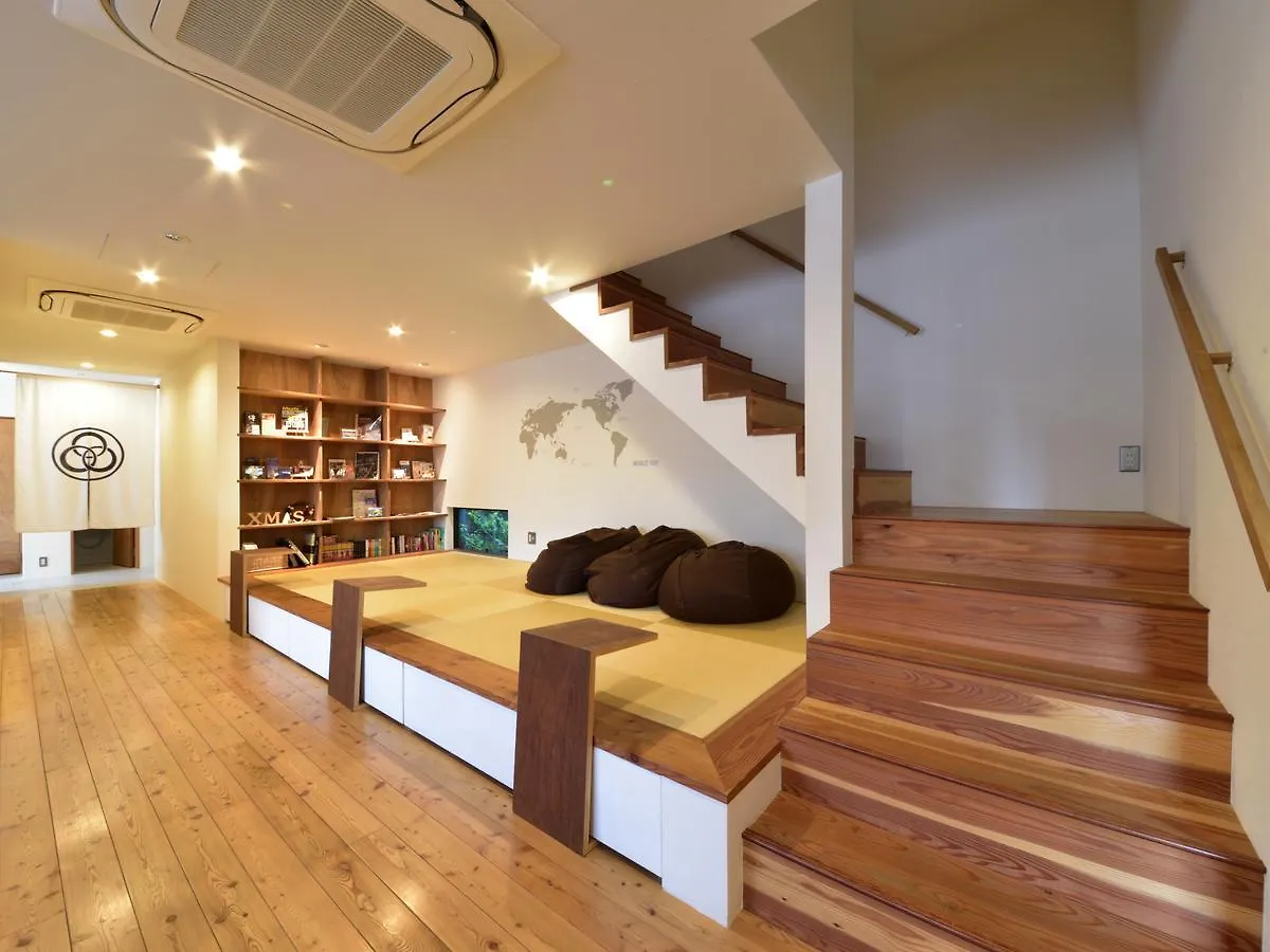 Hostel Mitsuwaya Osaka Giappone